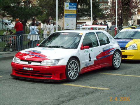 RV2006 002
