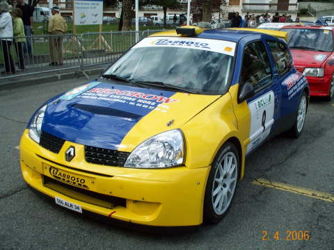 RV2006 005