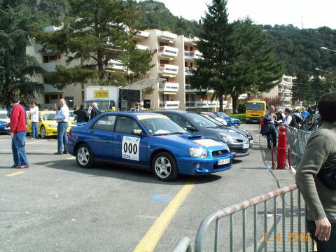 RV2006 075